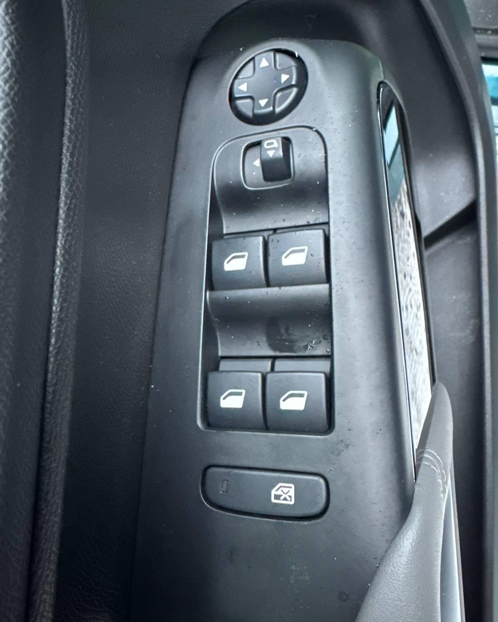 CITROEN C5 AIRCROSS, 2019 г., автомат, дизель  - фото 21